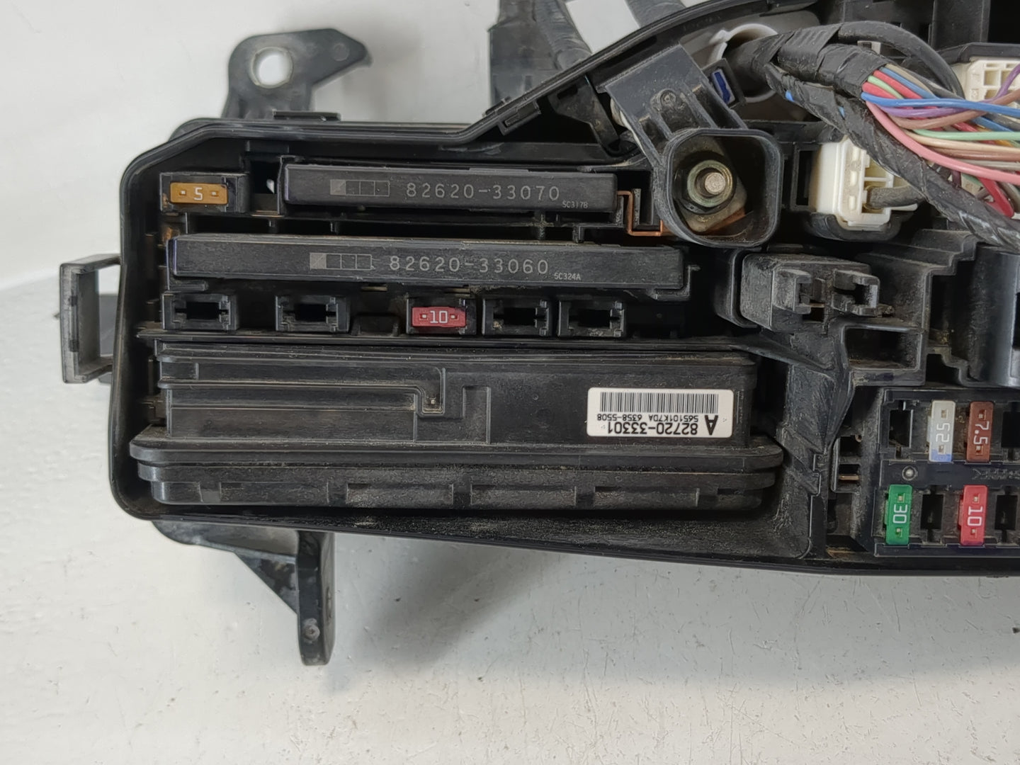 2012-2017 Toyota Camry Fusebox Fuse Box Panel Relay Module P/N:82720-33301 Fits Fits 2012 2013 2014 2015 2016 2017 OEM Used 