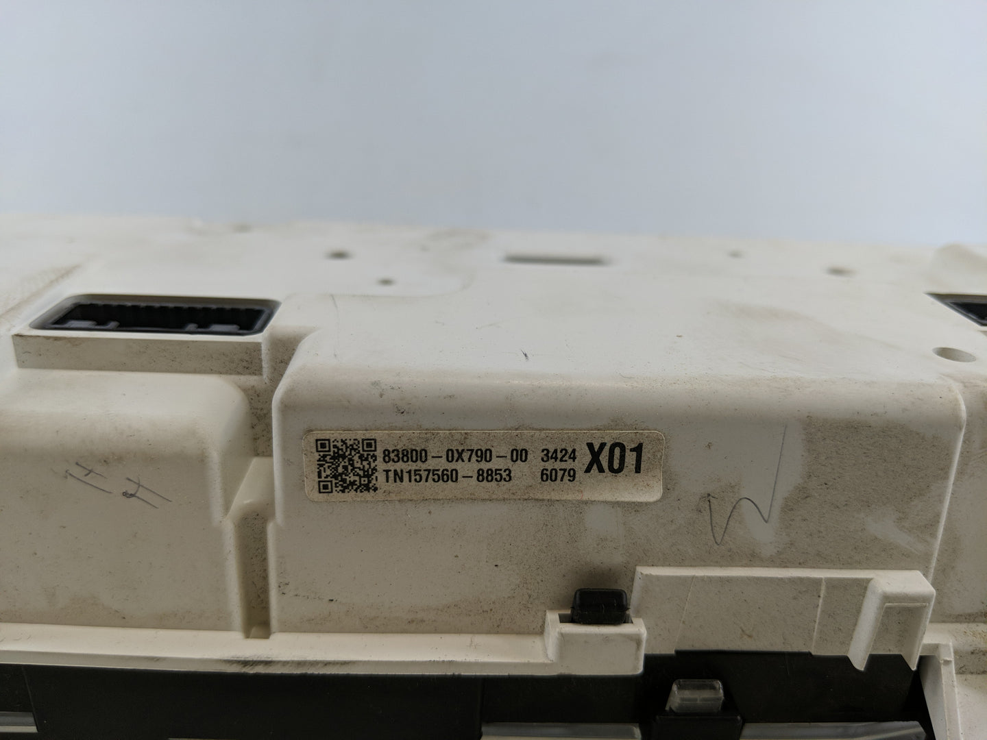 2015-2017 Toyota Camry Instrument Cluster Speedometer Gauges P/N:83800-0X790 Fits Fits 2015 2016 2017 OEM Used Auto Parts - 