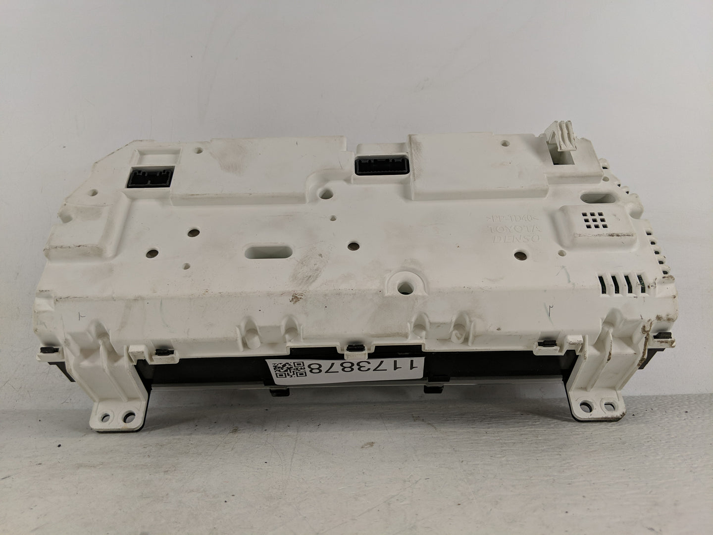 2015-2017 Toyota Camry Instrument Cluster Speedometer Gauges P/N:83800-0X790 Fits Fits 2015 2016 2017 OEM Used Auto Parts - 