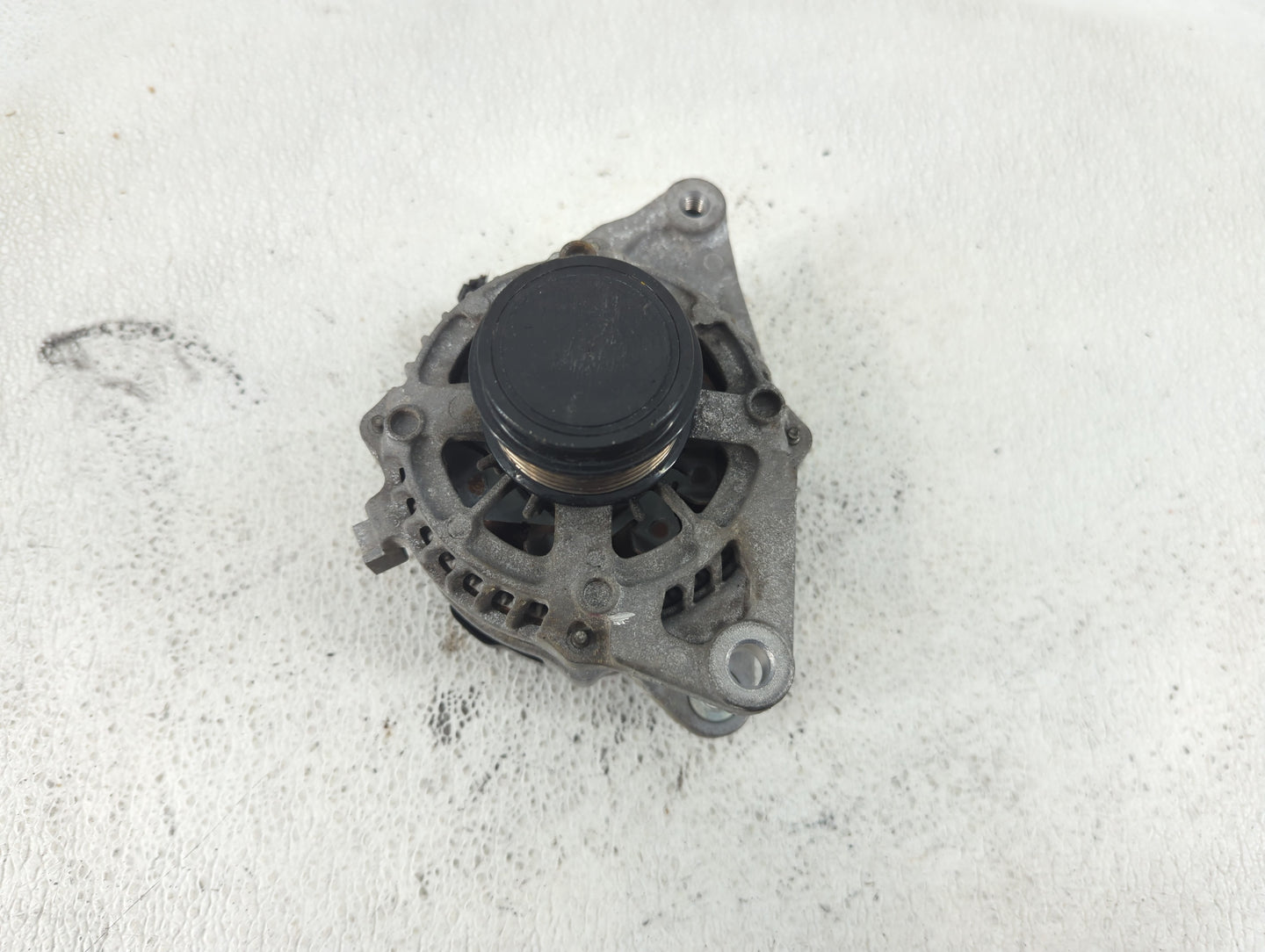 2015-2017 Toyota Camry Alternator Replacement Generator Charging Assembly Engine OEM P/N:27060-0V170 Fits OEM Used Auto Part