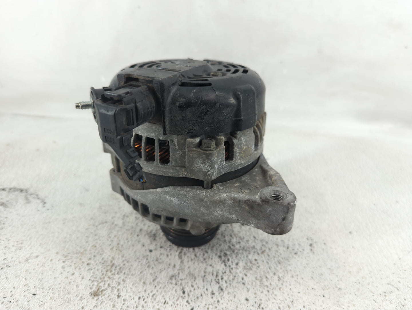 2015-2017 Toyota Camry Alternator Replacement Generator Charging Assembly Engine OEM P/N:27060-0V170 Fits OEM Used Auto Part