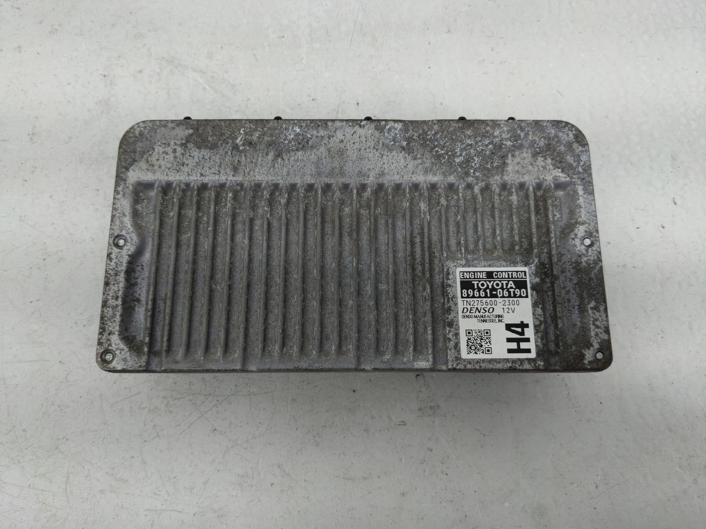 2015 Toyota Camry PCM Engine Control Computer ECU ECM PCU OEM P/N:TN275600-2300 89661-06T90 Fits OEM Used Auto Parts - Oemus