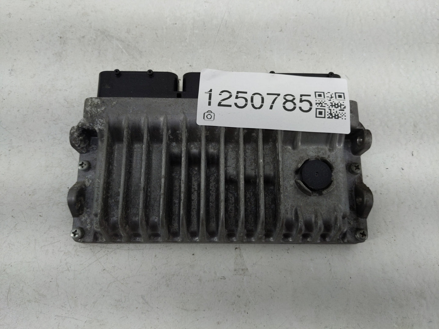 2015 Toyota Camry PCM Engine Control Computer ECU ECM PCU OEM P/N:TN275600-2300 89661-06T90 Fits OEM Used Auto Parts - Oemus