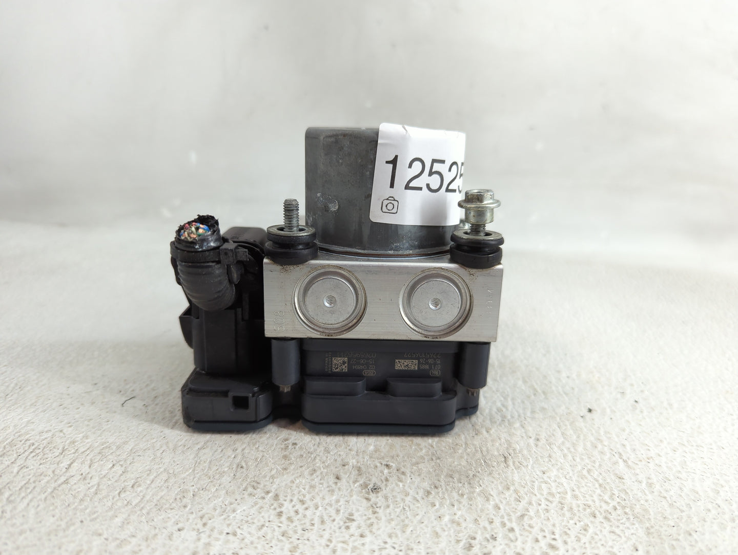 2015-2017 Toyota Camry ABS Pump Control Module Replacement P/N:44540-06180 Fits Fits 2015 2016 2017 OEM Used Auto Parts - Oe