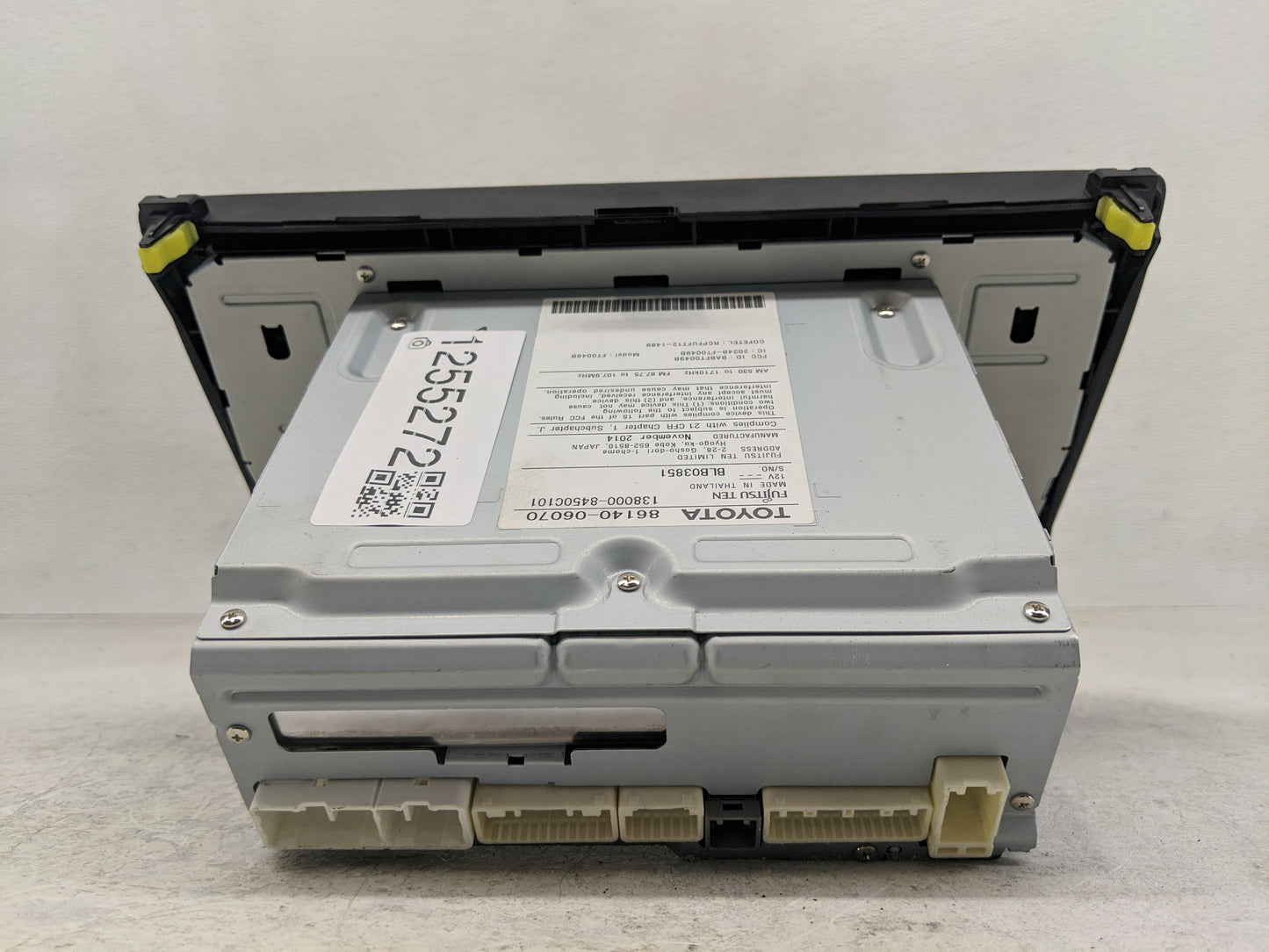 2015 Toyota Camry Radio AM FM Cd Player Receiver Replacement P/N:86140-06070 Fits OEM Used Auto Parts - Oemusedautoparts1.co