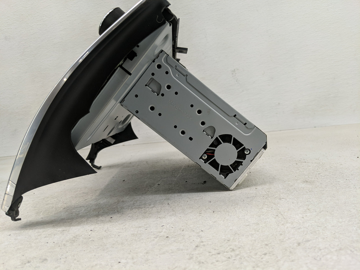 2015 Toyota Camry Radio AM FM Cd Player Receiver Replacement P/N:86140-06370 Fits OEM Used Auto Parts - Oemusedautoparts1.co