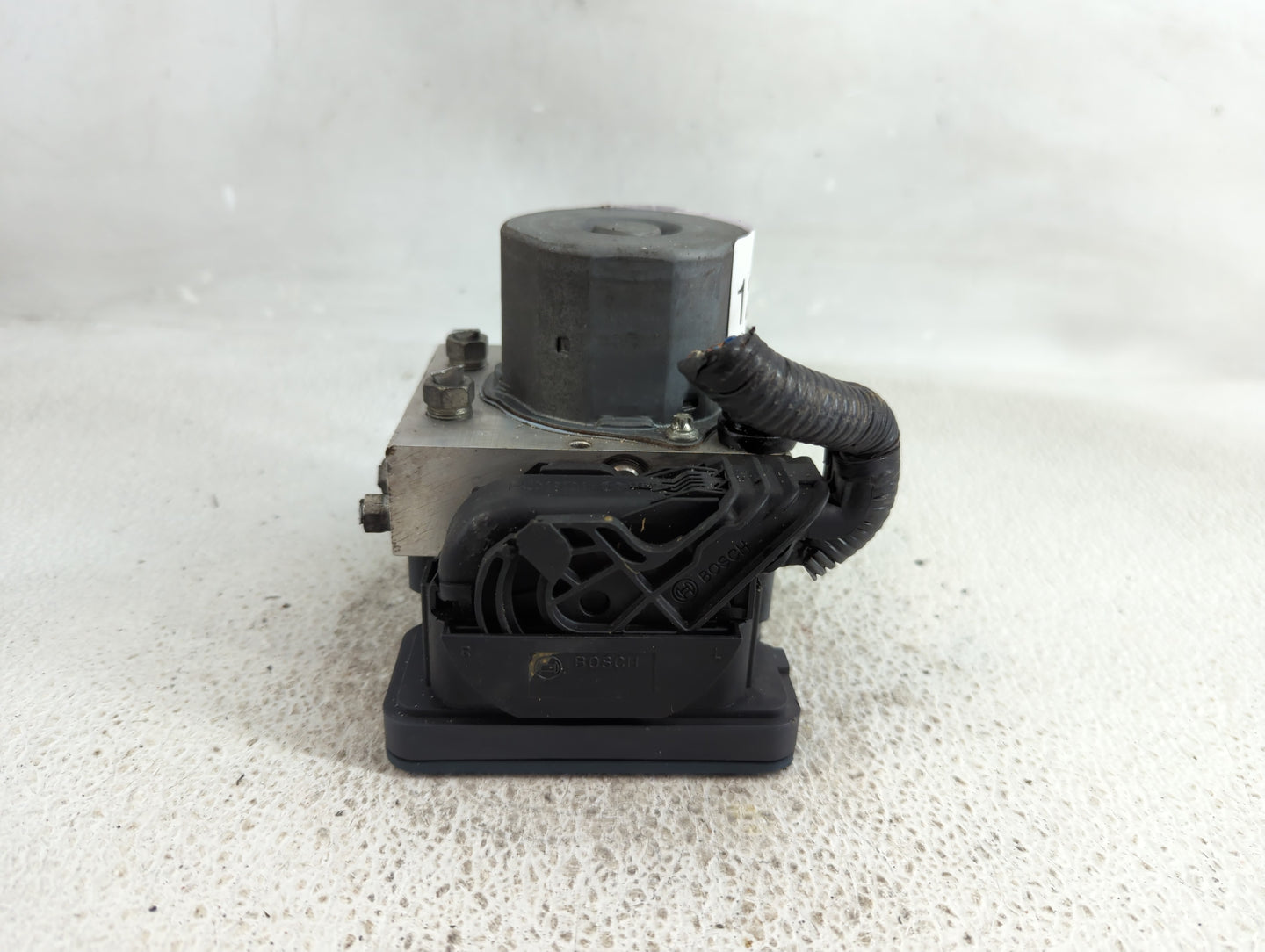 2015-2017 Toyota Camry ABS Pump Control Module Replacement P/N:44540-06180 Fits Fits 2015 2016 2017 OEM Used Auto Parts - Oe