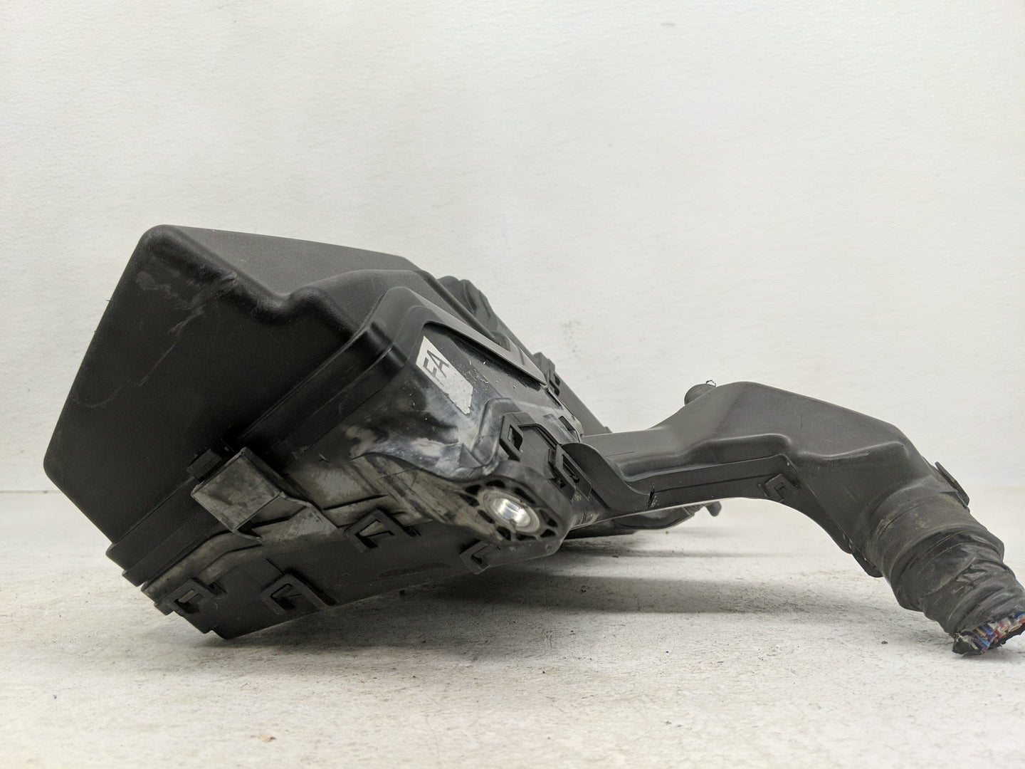 2012-2017 Toyota Camry Fusebox Fuse Box Panel Relay Module P/N:6358-5508 82720-33301 Fits Fits 2012 2013 2014 2015 2016 2017