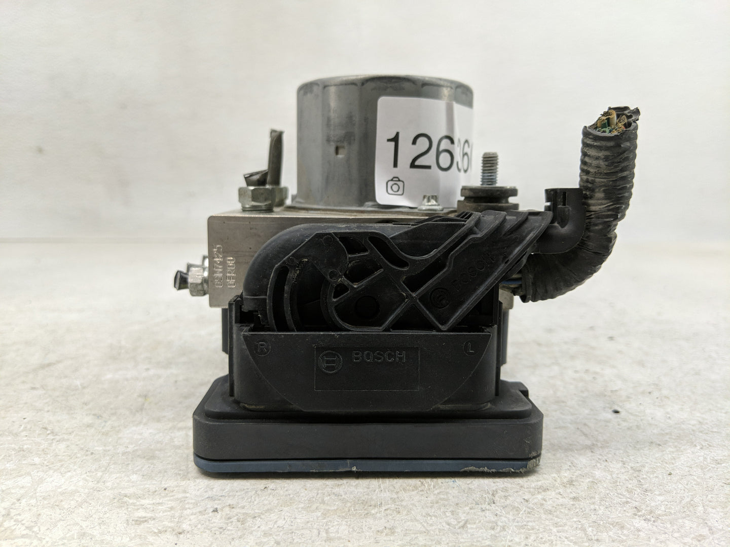 2015-2017 Toyota Camry ABS Pump Control Module Replacement P/N:2265106527 0265956211 Fits Fits 2015 2016 2017 OEM Used Auto 