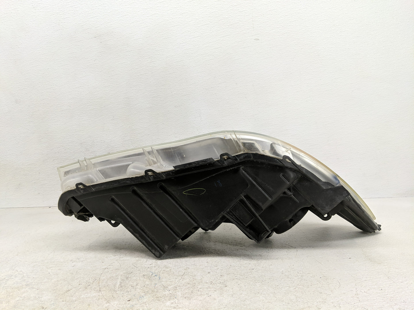 2015-2017 Toyota Camry Passenger Right Oem Head Light Headlight Lamp - Oemusedautoparts1.com