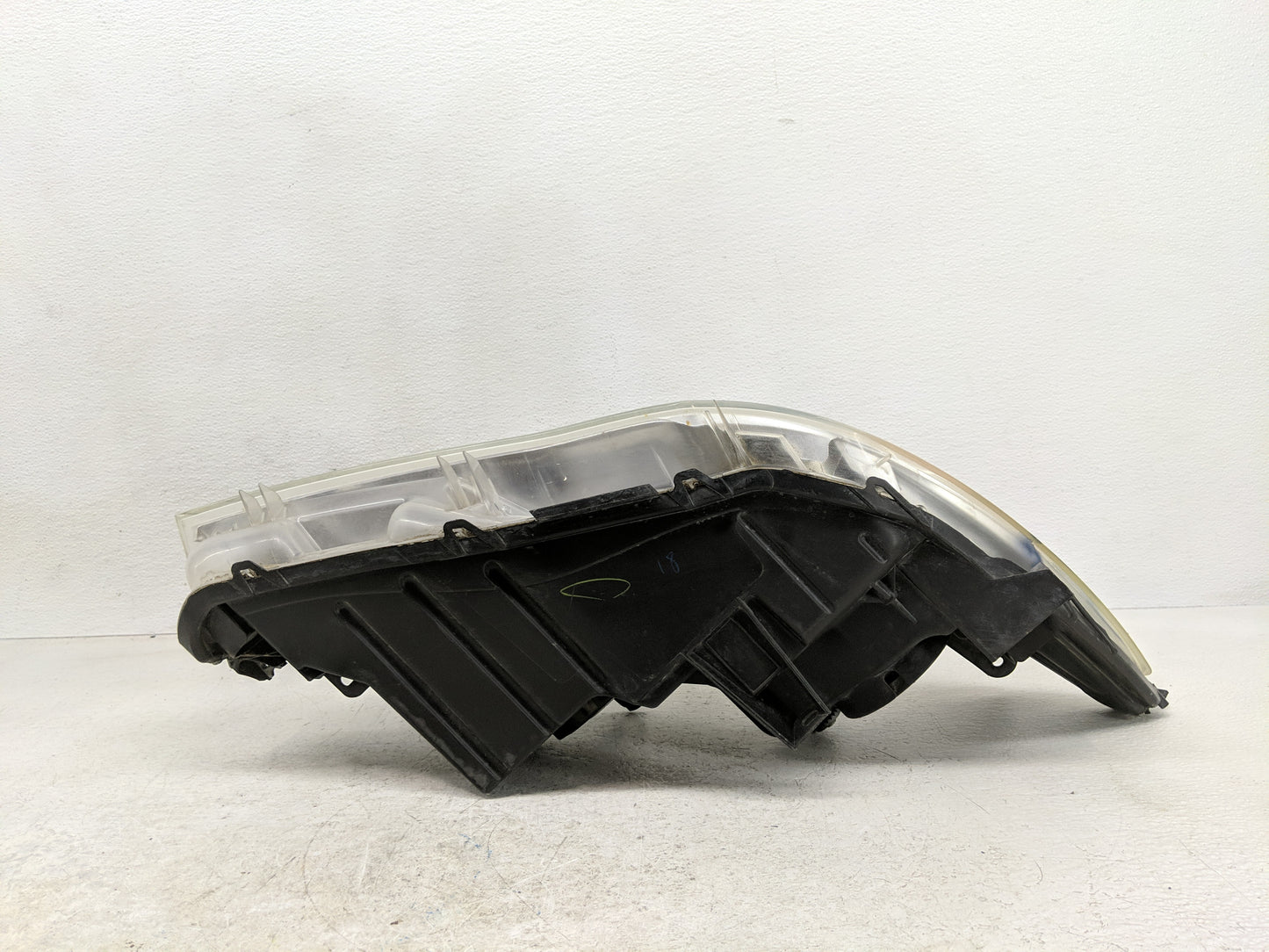 2015-2017 Toyota Camry Passenger Right Oem Head Light Headlight Lamp - Oemusedautoparts1.com