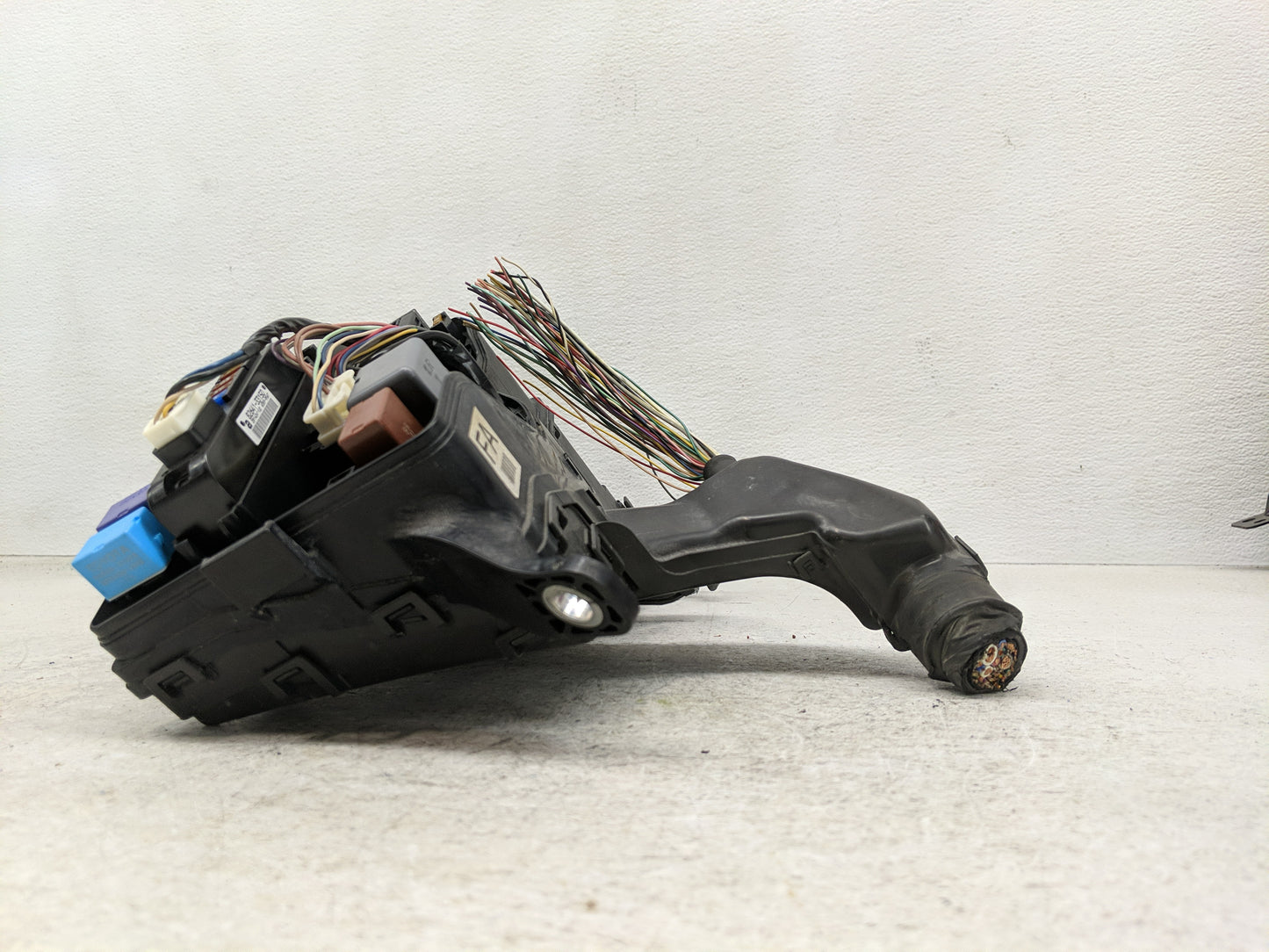 2012-2017 Toyota Camry Fusebox Fuse Box Panel Relay Module P/N:82662-06170 Fits Fits 2012 2013 2014 2015 2016 2017 OEM Used 