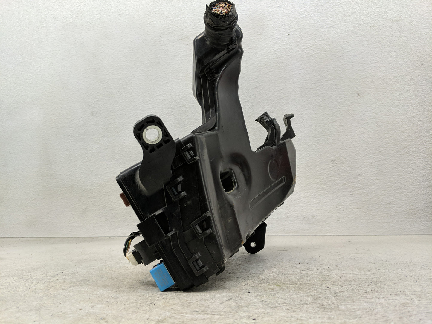 2012-2017 Toyota Camry Fusebox Fuse Box Panel Relay Module P/N:82662-06170 Fits Fits 2012 2013 2014 2015 2016 2017 OEM Used 