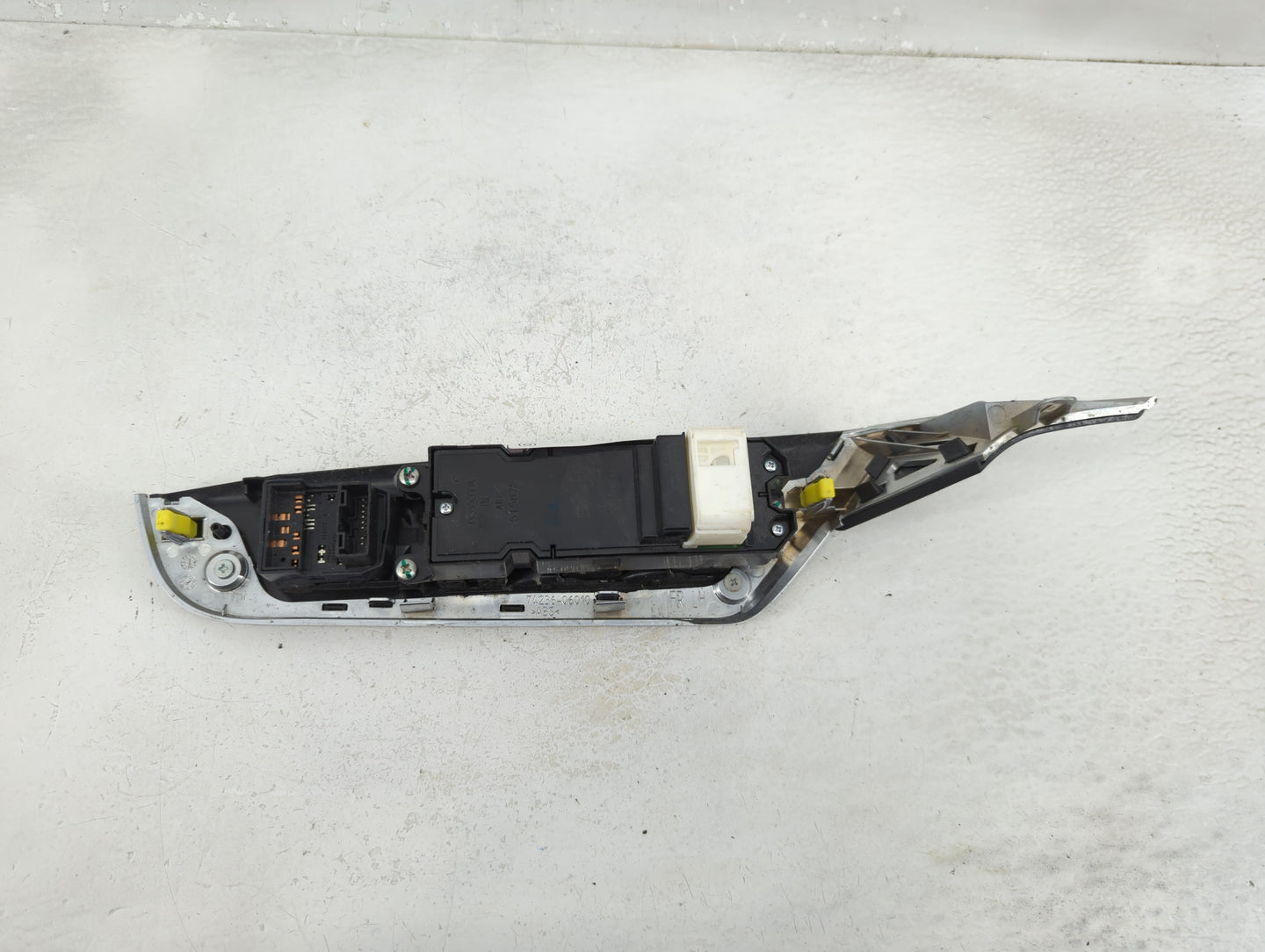 2015-2017 Toyota Camry Master Power Window Switch Replacement Driver Side Left P/N:84820-06120 Fits Fits 2015 2016 2017 OEM 