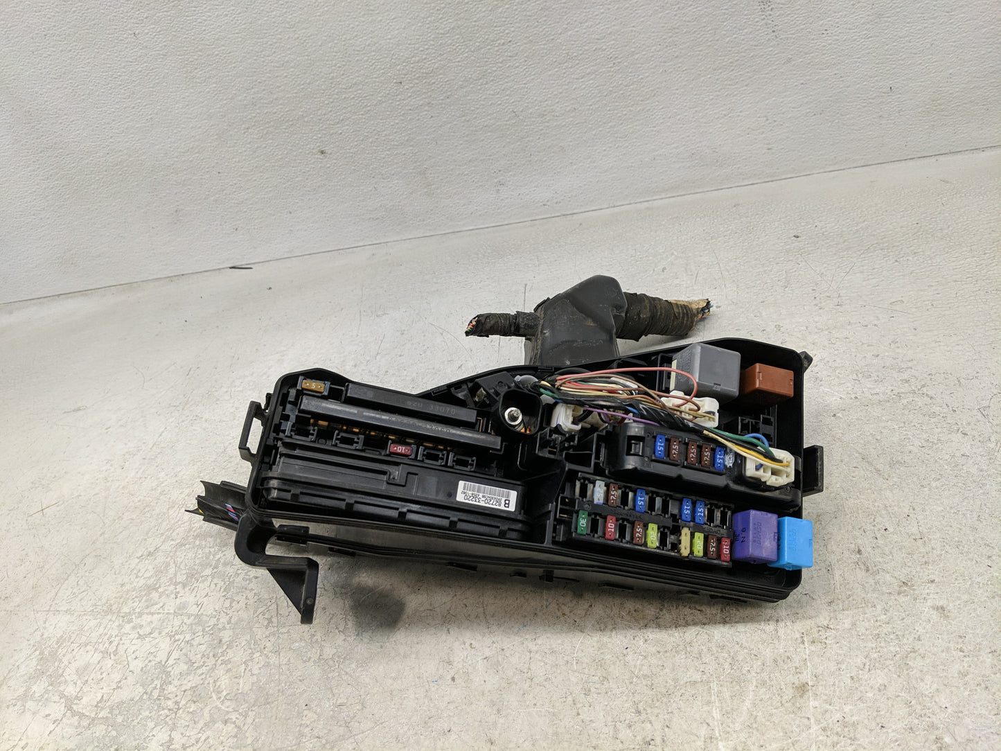 2012-2017 Toyota Camry Fusebox Fuse Box Panel Relay Module P/N:82662-06170 Fits Fits 2012 2013 2014 2015 2016 2017 OEM Used 