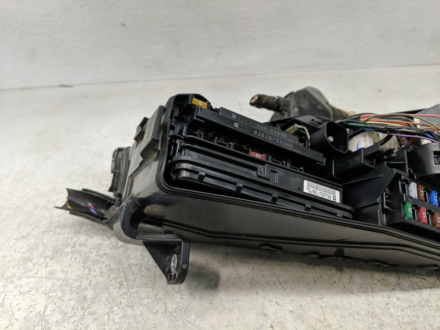 2012-2017 Toyota Camry Fusebox Fuse Box Panel Relay Module P/N:82662-06170 Fits Fits 2012 2013 2014 2015 2016 2017 OEM Used 