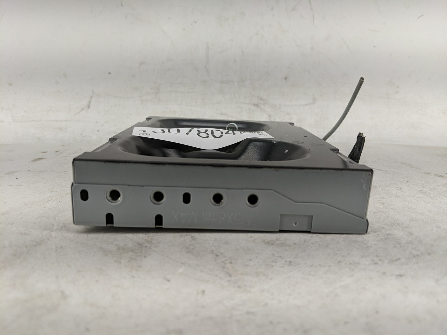 2015 Toyota Camry Radio AM FM Cd Player Receiver Replacement P/N:86180-0E011 Fits OEM Used Auto Parts - Oemusedautoparts1.co