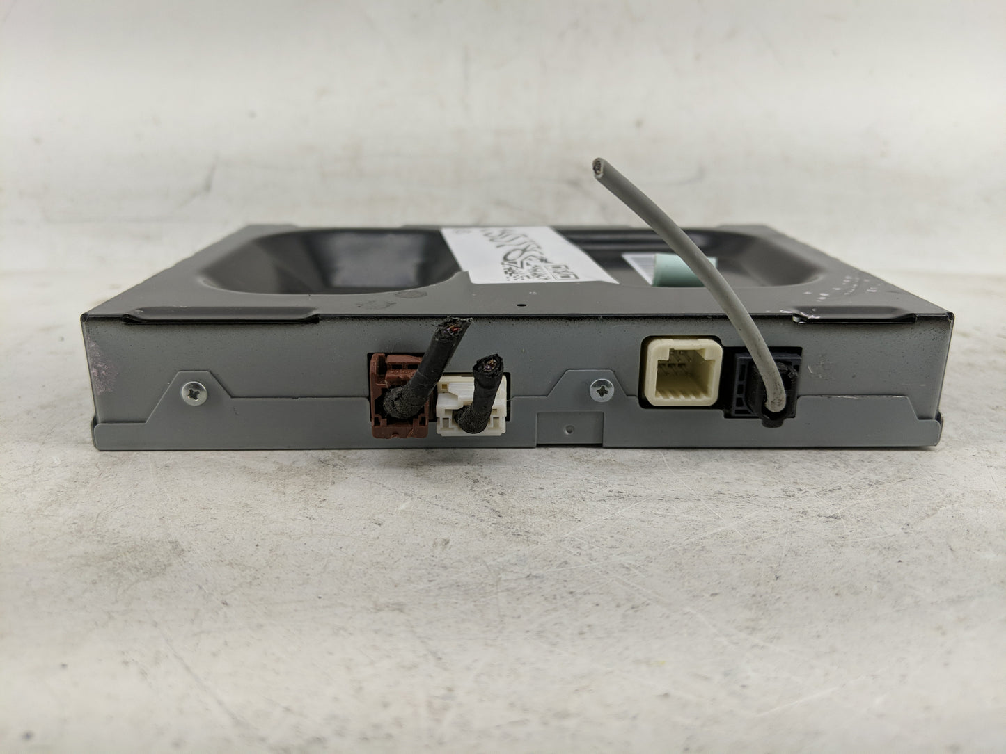 2015 Toyota Camry Radio AM FM Cd Player Receiver Replacement P/N:86180-0E011 Fits OEM Used Auto Parts - Oemusedautoparts1.co