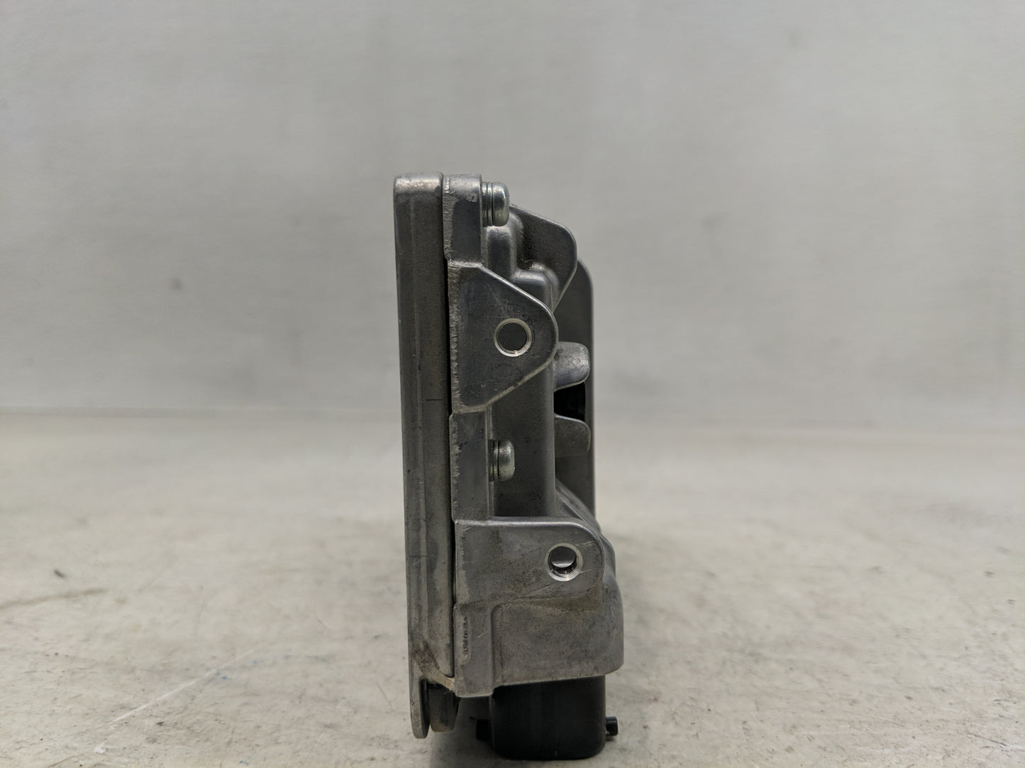2015 Toyota Camry PCM Engine Control Computer ECU ECM PCU OEM P/N:TN275600-2300 89661-06T90 Fits OEM Used Auto Parts - Oemus