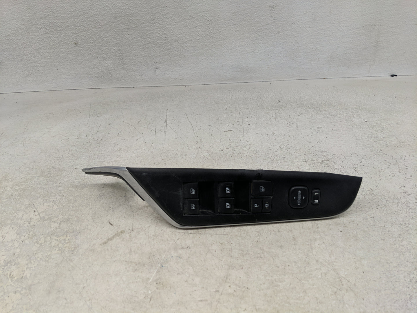 2015-2017 Toyota Camry Master Power Window Switch Replacement Driver Side Left P/N:8482006120 Fits Fits 2015 2016 2017 OEM U