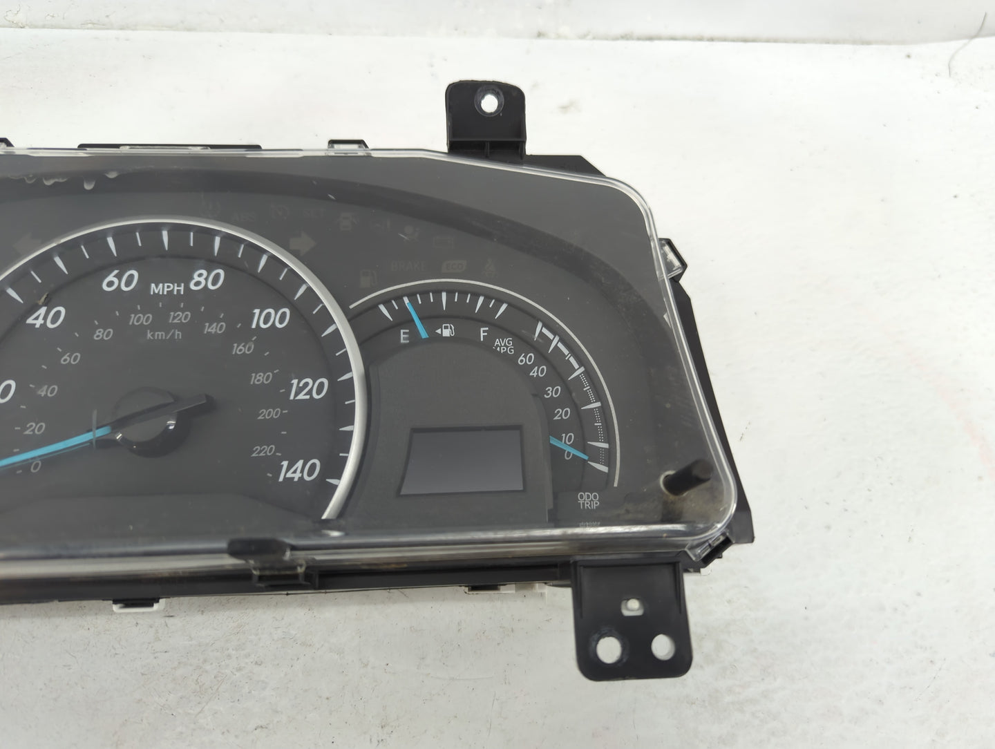 2015-2017 Toyota Camry Instrument Cluster Speedometer Gauges P/N:83800-0X790-00 Fits Fits 2015 2016 2017 OEM Used Auto Parts