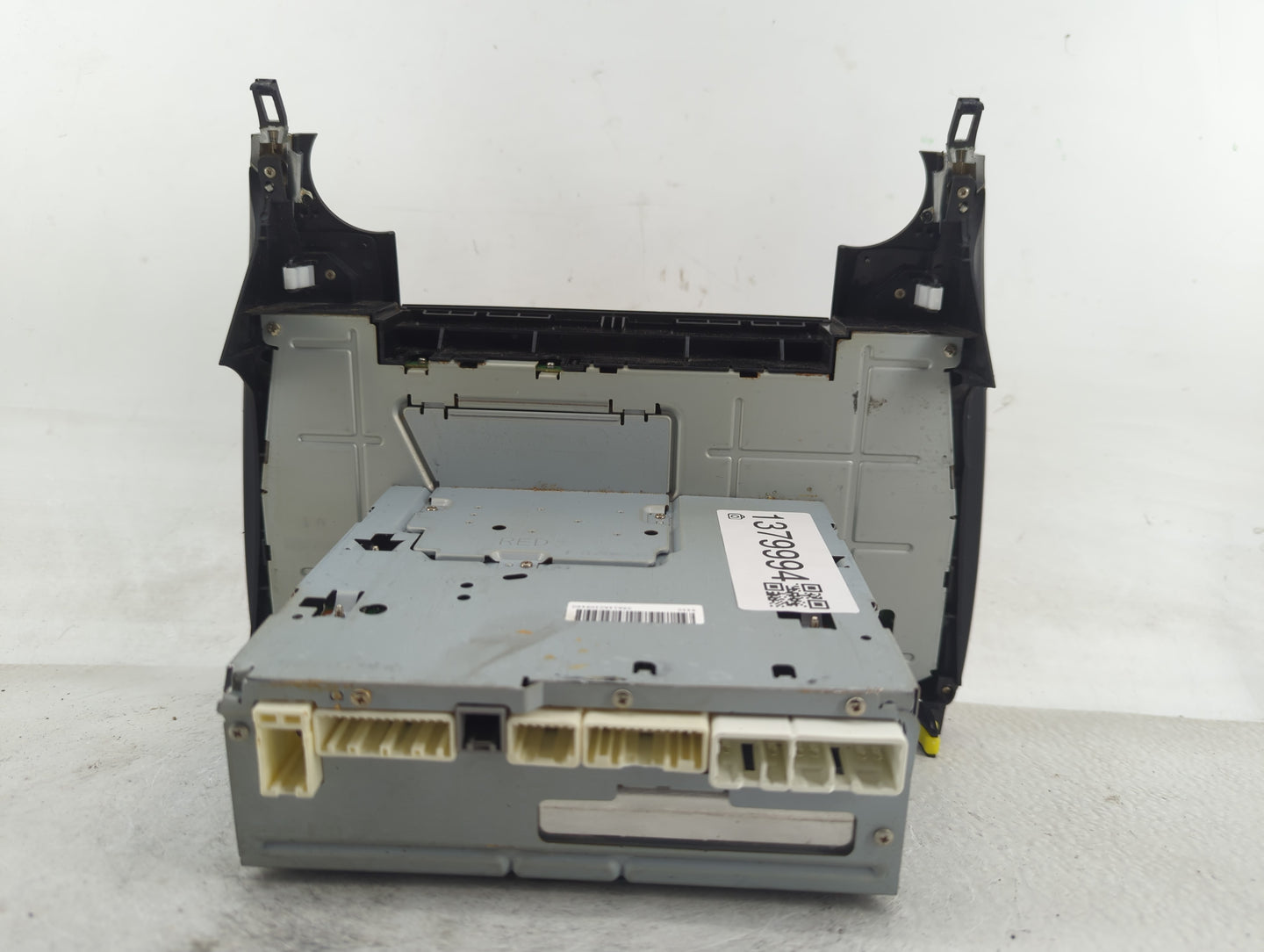 2015 Toyota Camry Radio AM FM Cd Player Receiver Replacement P/N:86140-06070 Fits OEM Used Auto Parts - Oemusedautoparts1.co