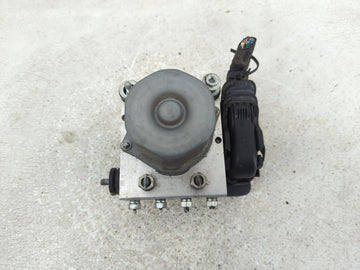 2015-2017 Toyota Camry ABS Pump Control Module Replacement P/N:44540-06180 Fits Fits 2015 2016 2017 OEM Used Auto Parts