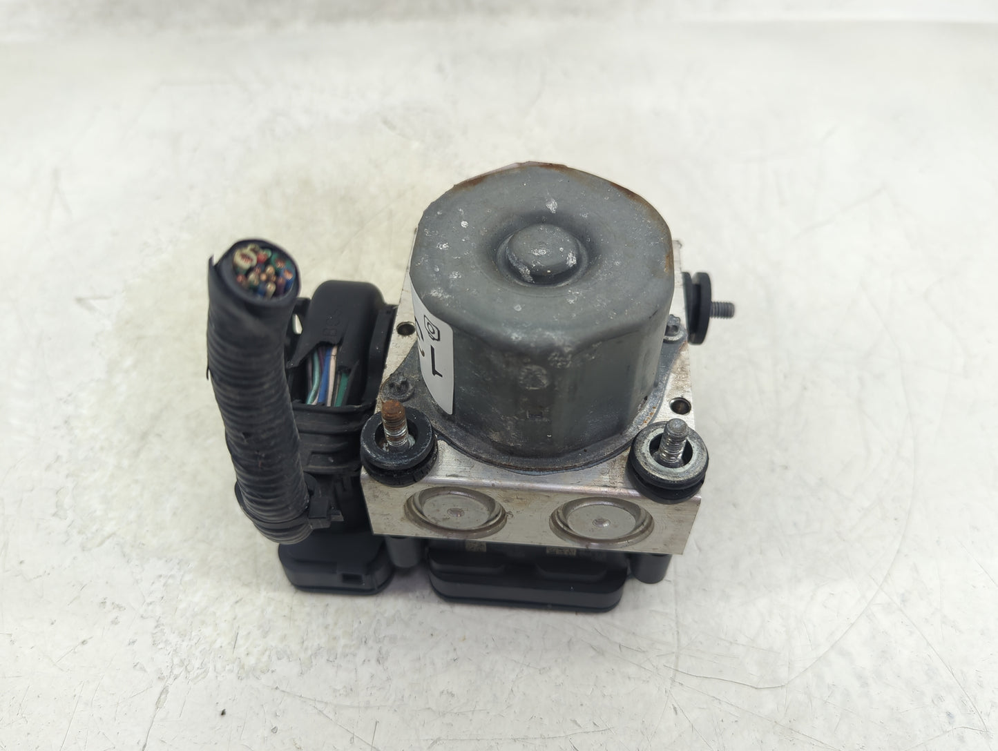 2015-2017 Toyota Camry ABS Pump Control Module Replacement P/N:4405006240 Fits Fits 2015 2016 2017 OEM Used Auto Parts - Oem