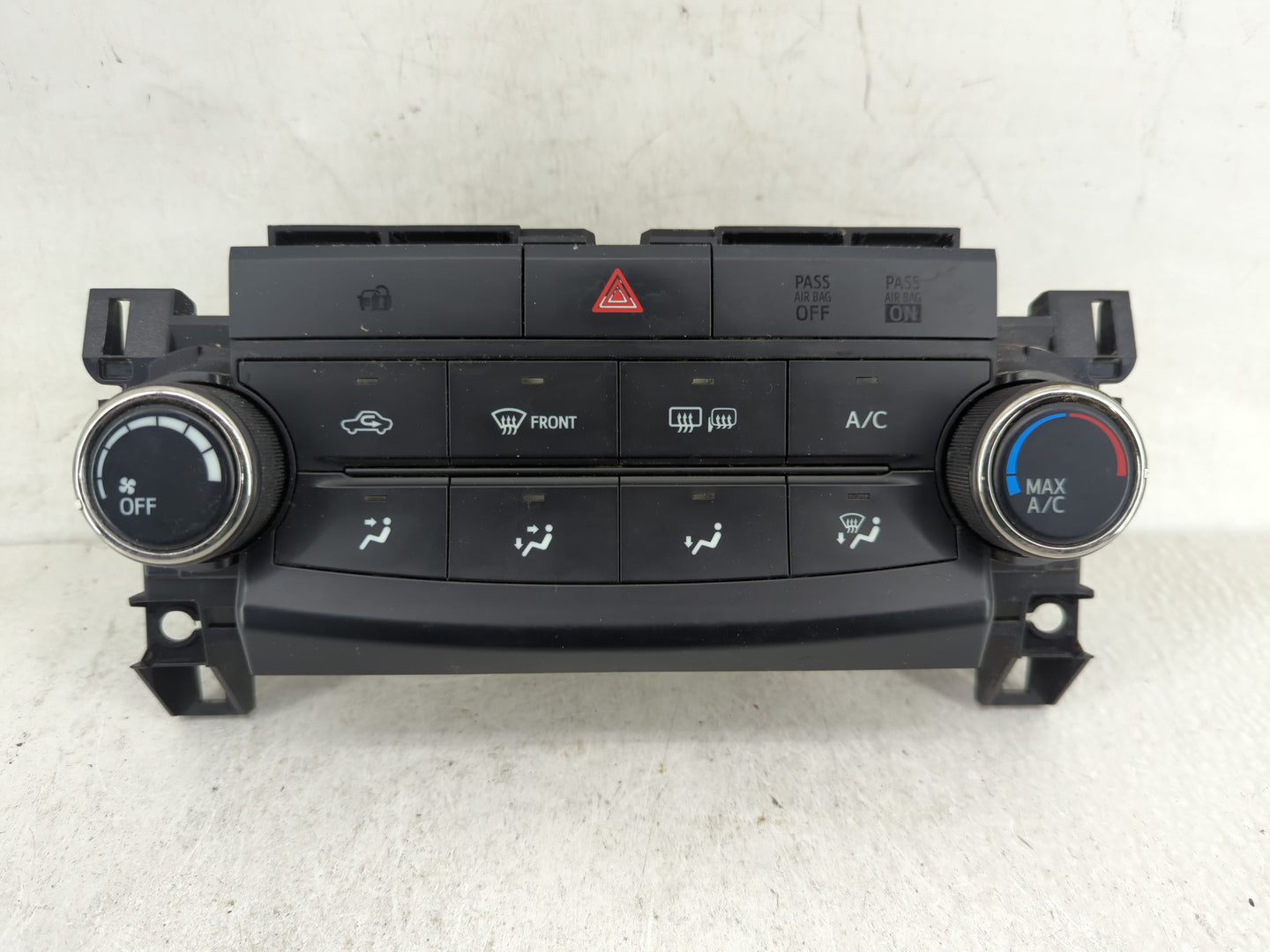 2015-2017 Toyota Camry Climate Control Module Temperature AC/Heater Replacement P/N:0650770329 Fits Fits 2015 2016 2017 OEM 