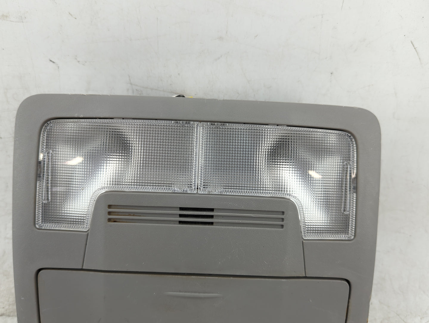 2015 Toyota Camry Overhead Roof Console - Oemusedautoparts1.com