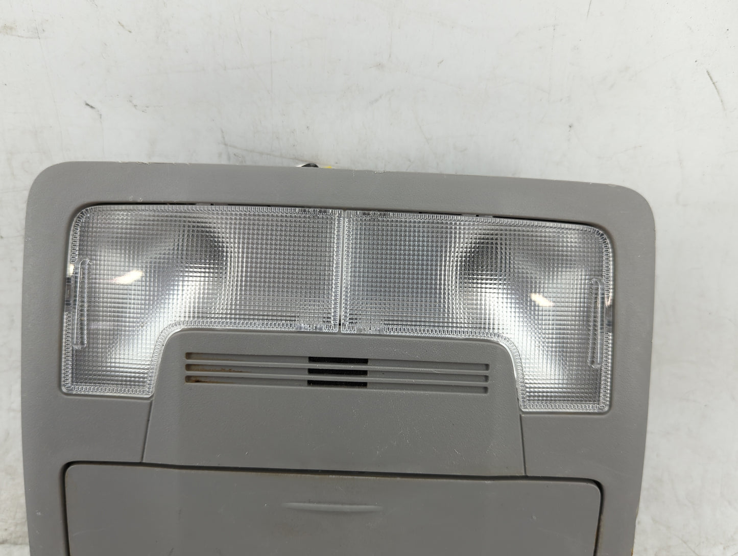 2015 Toyota Camry Overhead Roof Console - Oemusedautoparts1.com
