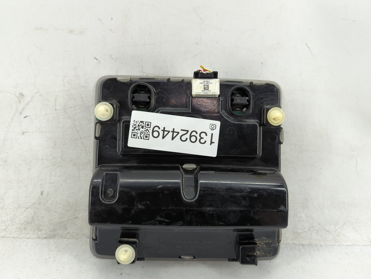 2015 Toyota Camry Overhead Roof Console - Oemusedautoparts1.com
