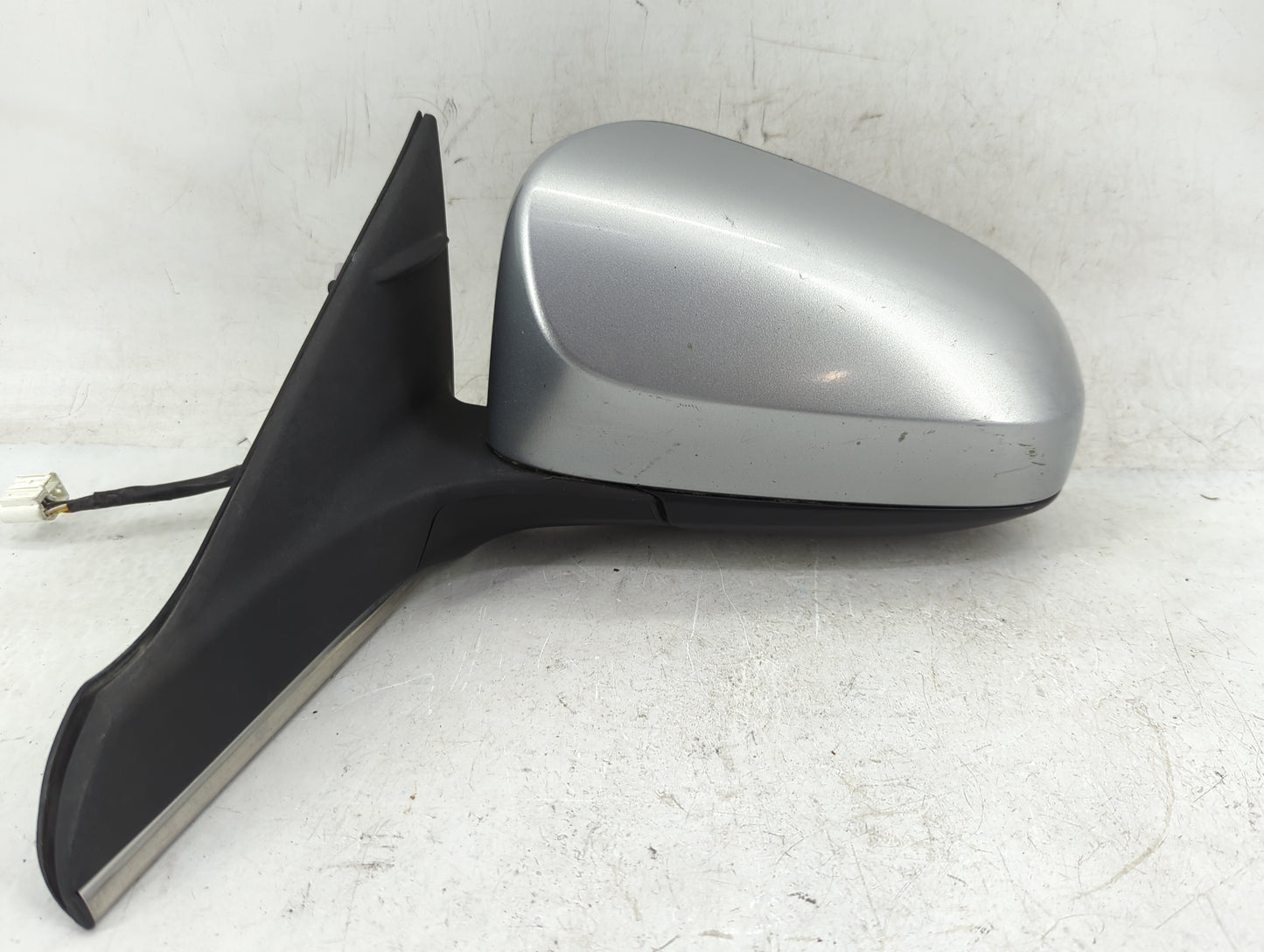 2015-2017 Toyota Camry Driver Side View Mirror - Left Door Mirror OEM Used - Oemusedautoparts1.com