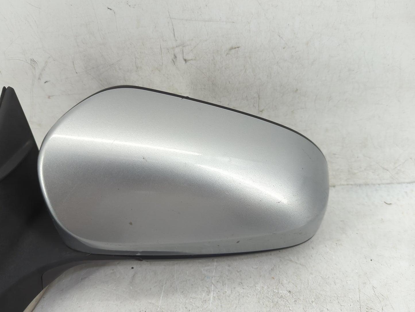 2015-2017 Toyota Camry Driver Side View Mirror - Left Door Mirror OEM Used - Oemusedautoparts1.com