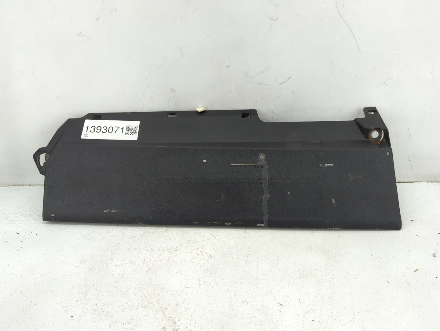 2012-2017 Toyota Camry Air Bag Passenger Right Knee OEM Fits Fits 2012 2013 2014 2015 2016 2017 OEM Used Auto Parts - Oemuse