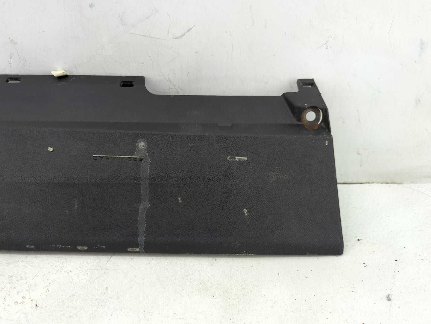 2012-2017 Toyota Camry Air Bag Passenger Right Knee OEM Fits Fits 2012 2013 2014 2015 2016 2017 OEM Used Auto Parts - Oemuse