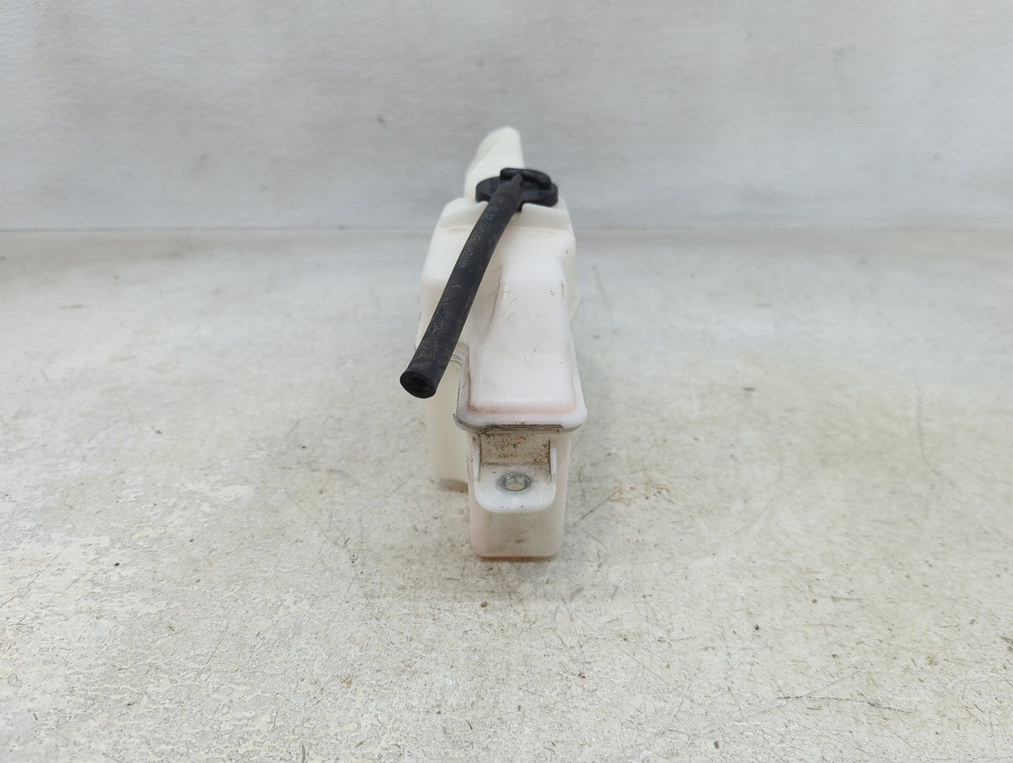 2012-2017 Toyota Camry Radiator Coolant Overflow Expansion Tank Bottle - Oemusedautoparts1.com