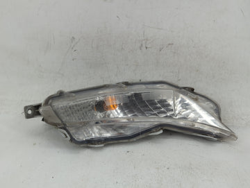 2015-2017 Toyota Camry Passenger Right Oem Front Light Lamp - Oemusedautoparts1.com