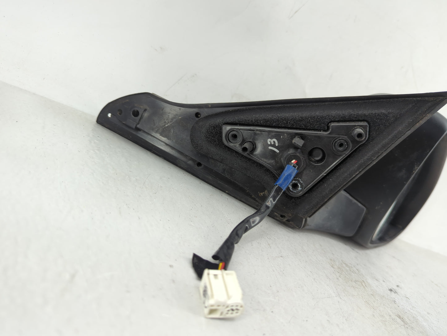 2015-2017 Toyota Camry Passenger Side View Mirror - Right Door Mirror OEM Used - Oemusedautoparts1.com