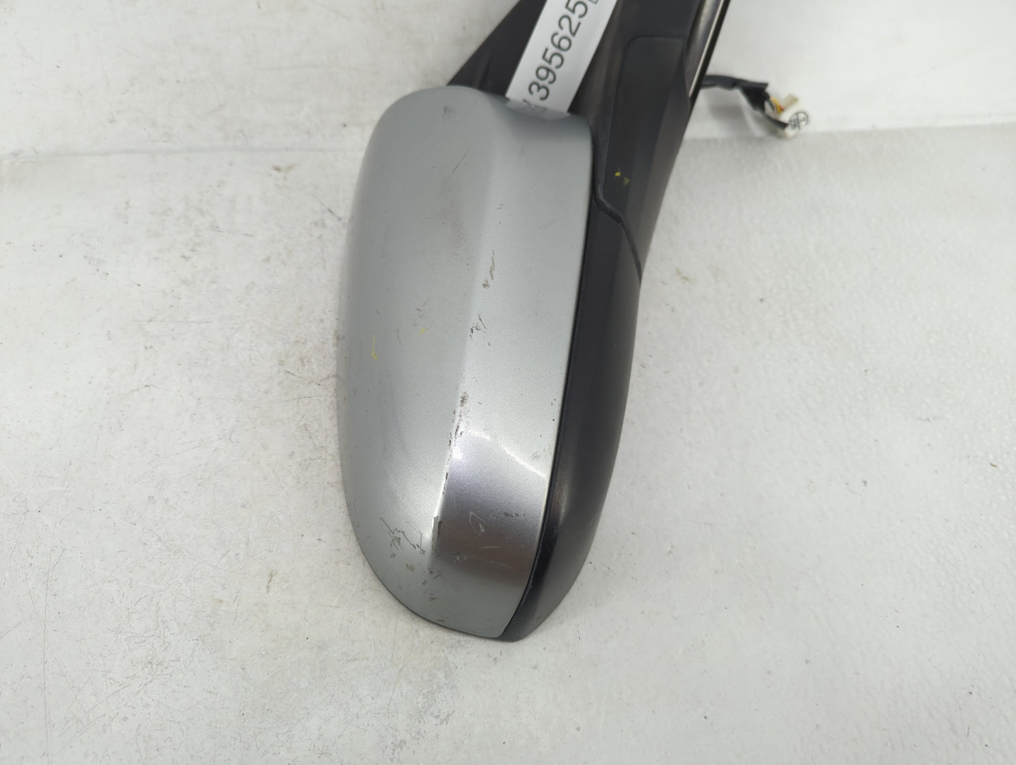 2015-2017 Toyota Camry Passenger Side View Mirror - Right Door Mirror OEM Used - Oemusedautoparts1.com