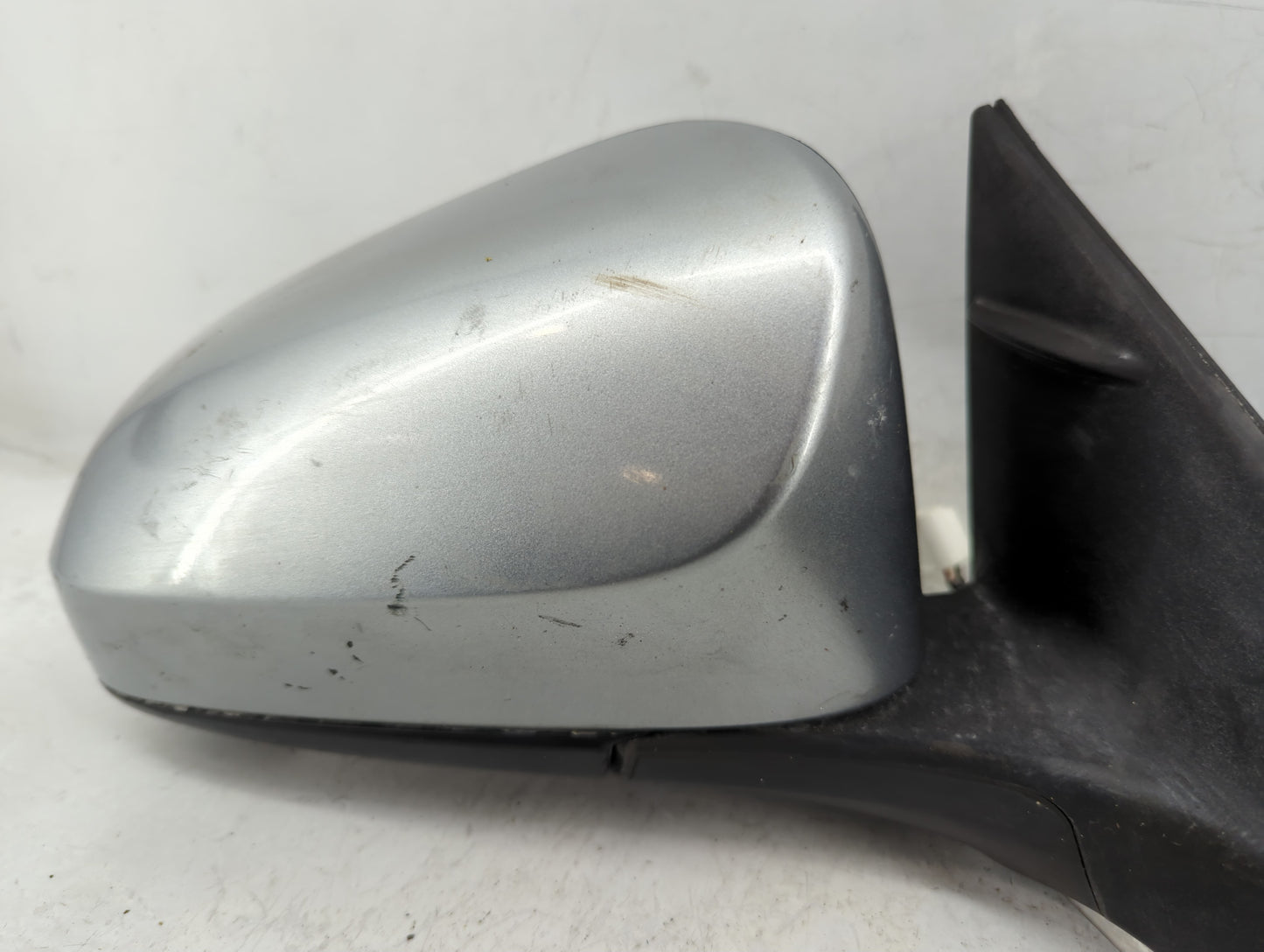 2015-2017 Toyota Camry Passenger Side View Mirror - Right Door Mirror OEM Used - Oemusedautoparts1.com