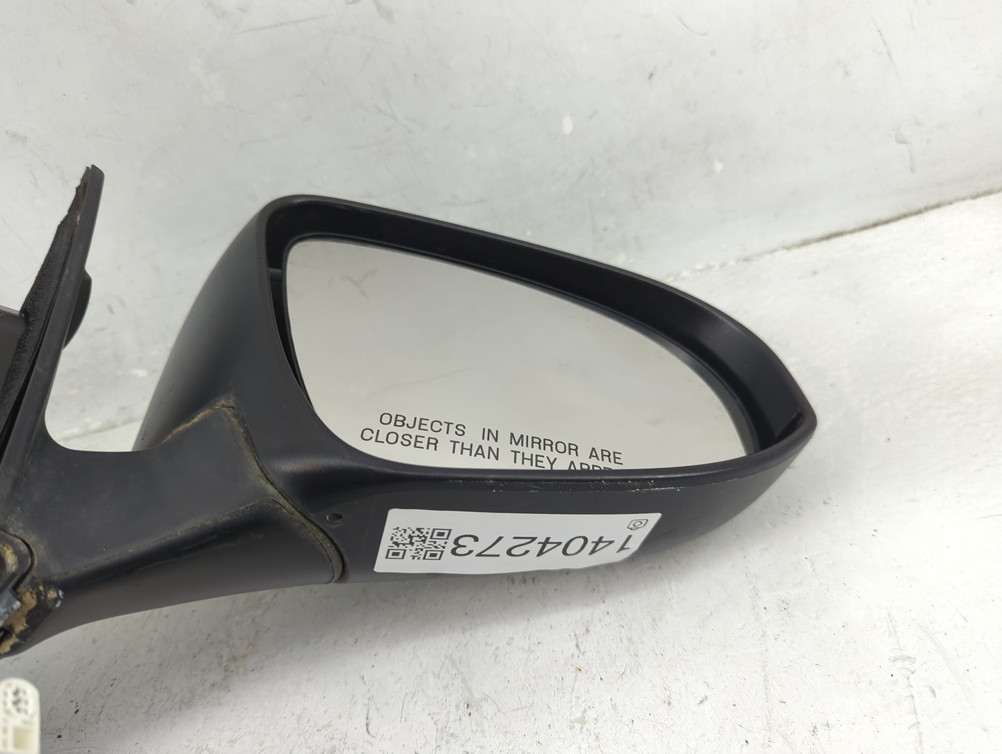 2015-2017 Toyota Camry Passenger Side View Mirror - Right Door Mirror OEM Used - Oemusedautoparts1.com