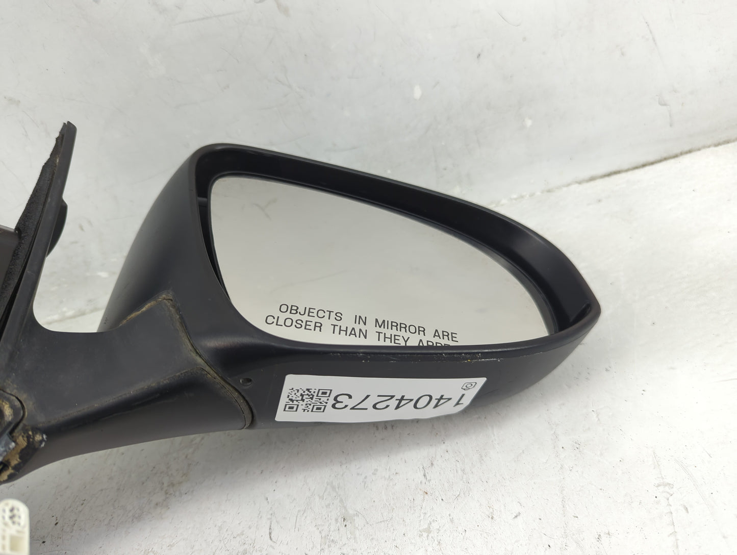 2015-2017 Toyota Camry Passenger Side View Mirror - Right Door Mirror OEM Used - Oemusedautoparts1.com