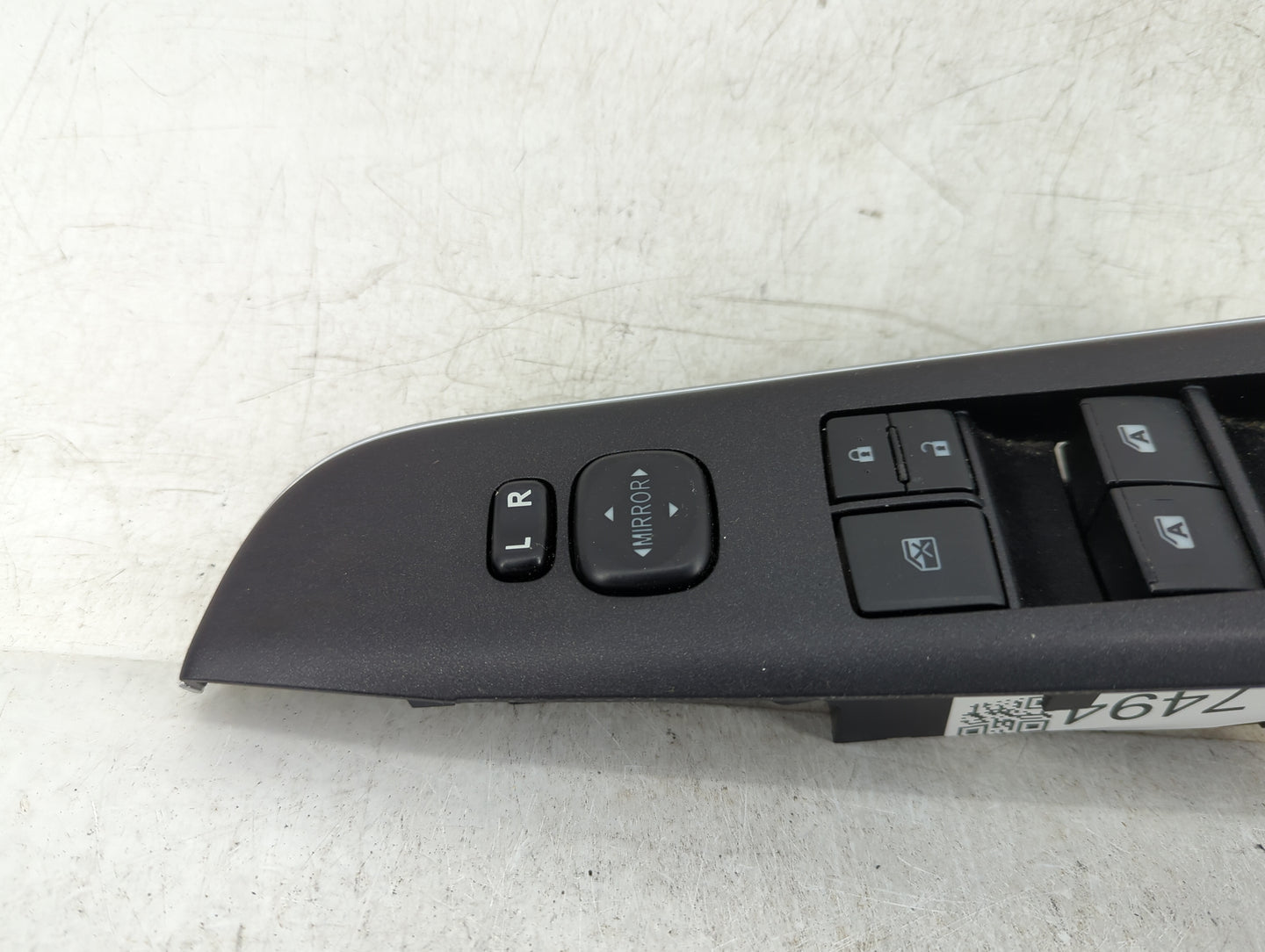 2015-2017 Toyota Camry Master Power Window Switch Replacement Driver Side Left Fits Fits 2015 2016 2017 OEM Used Auto Parts 