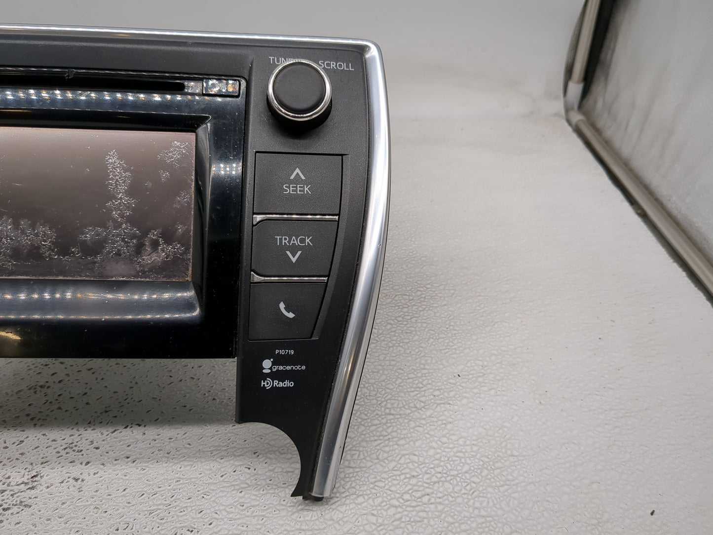 2015 Toyota Camry Radio AM FM Cd Player Receiver Replacement P/N:86140-06210 Fits OEM Used Auto Parts - Oemusedautoparts1.co