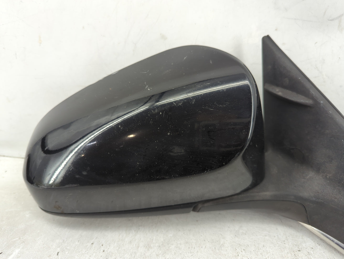 2015-2017 Toyota Camry Passenger Side View Mirror - Right Door Mirror OEM Used - Oemusedautoparts1.com