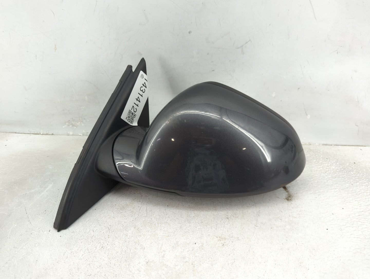 2015-2017 Toyota Camry Driver Side View Mirror - Left Door Mirror OEM Used - Oemusedautoparts1.com
