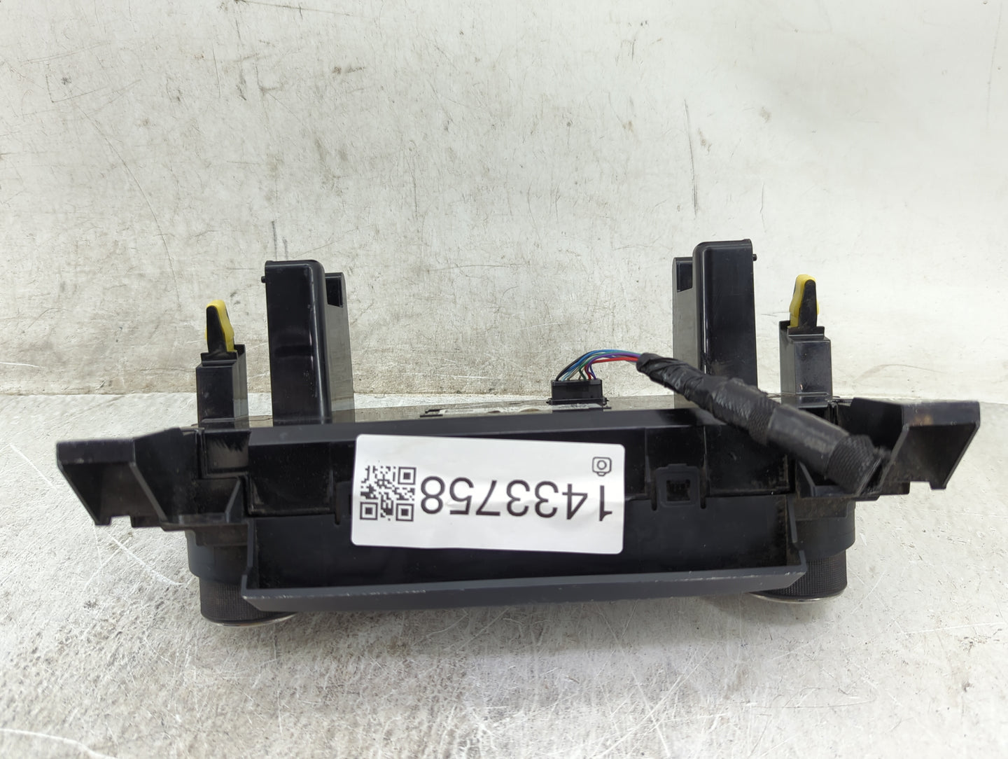 2015-2017 Toyota Camry Climate Control Module Temperature AC/Heater Replacement P/N:55900-06320 A2C90387400 Fits OEM Used Au
