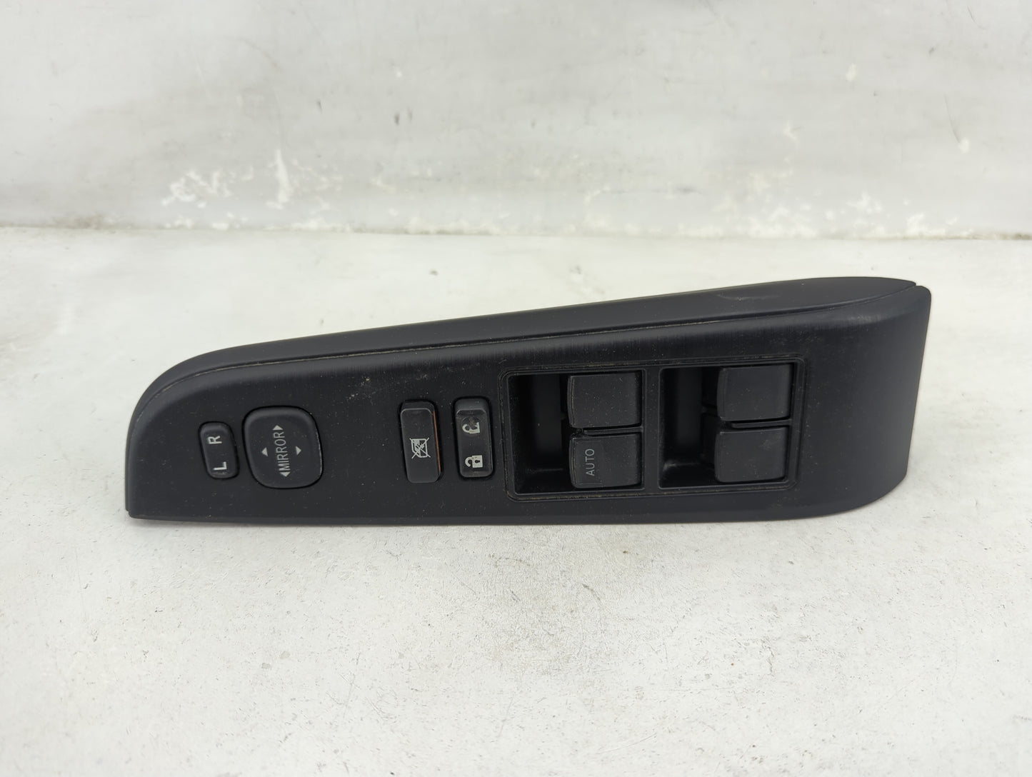 2015-2017 Toyota Camry Master Power Window Switch Replacement Driver Side Left Fits Fits 2015 2016 2017 OEM Used Auto Parts 