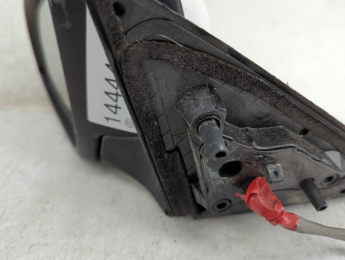 2015-2017 Toyota Camry Driver Side View Mirror - Left Door Mirror OEM Used - Oemusedautoparts1.com